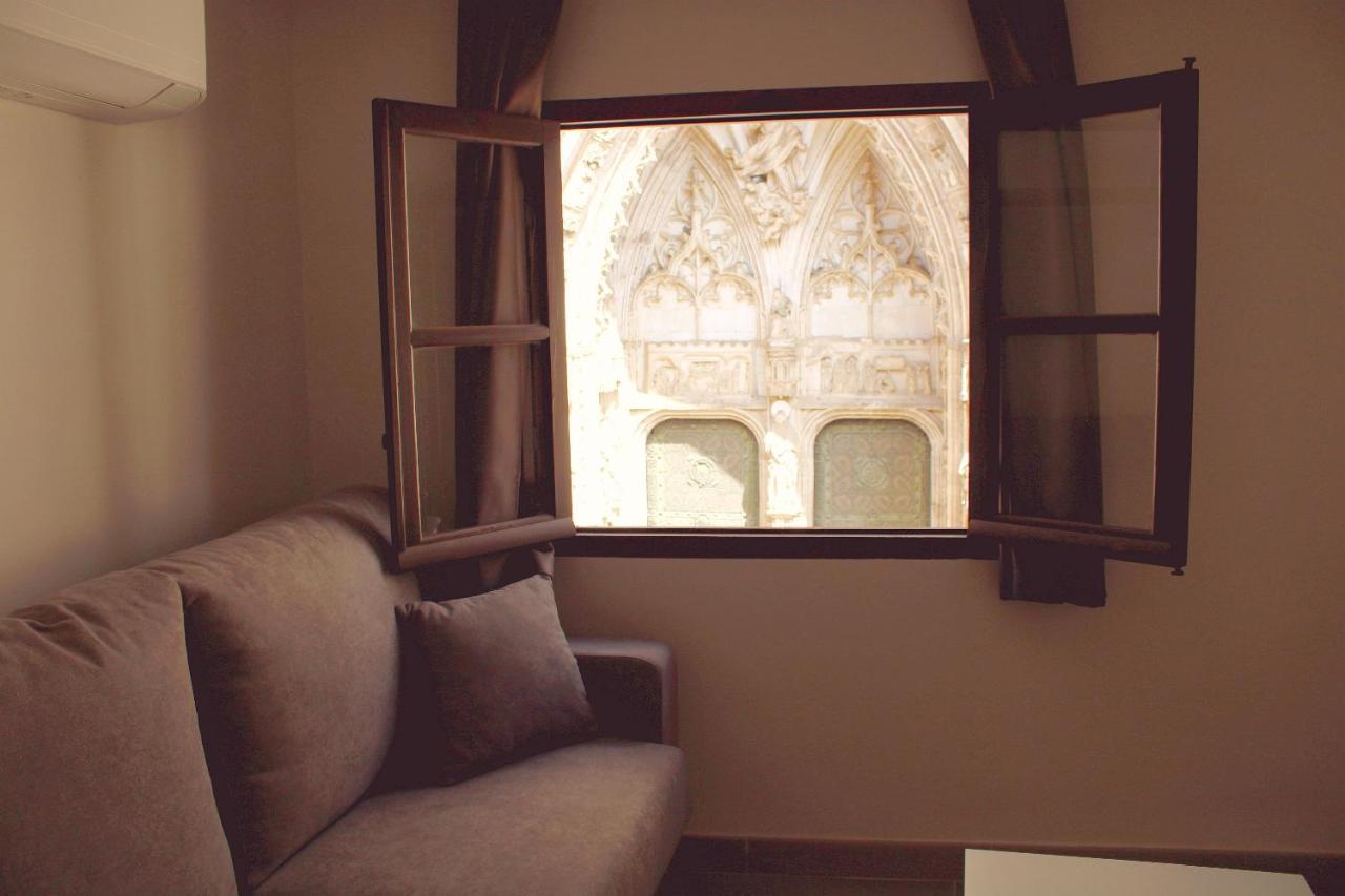 Puerta De La Catedral Apartment Toledo Bagian luar foto